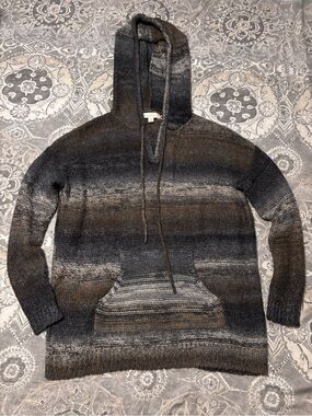 Lovstitch Gradient Knit Hoodie Sweater